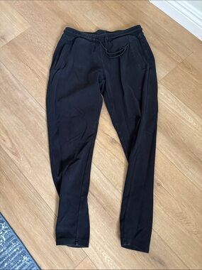 Alphalete Men's Black Slim-Fit Jogger Sweatpants - Everyday Comfort